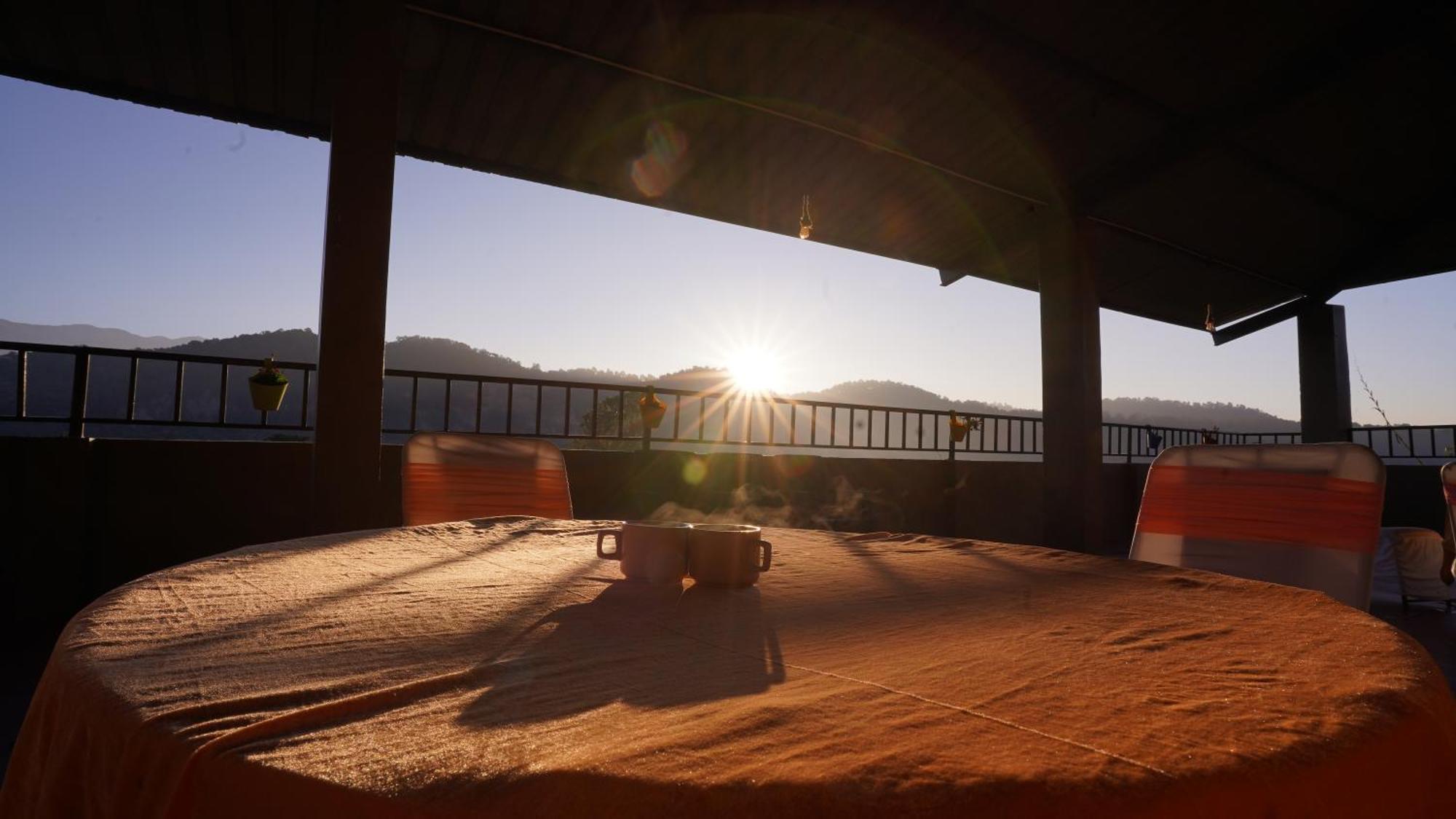 Hr Dukes Den Resort 兰纳加 外观 照片